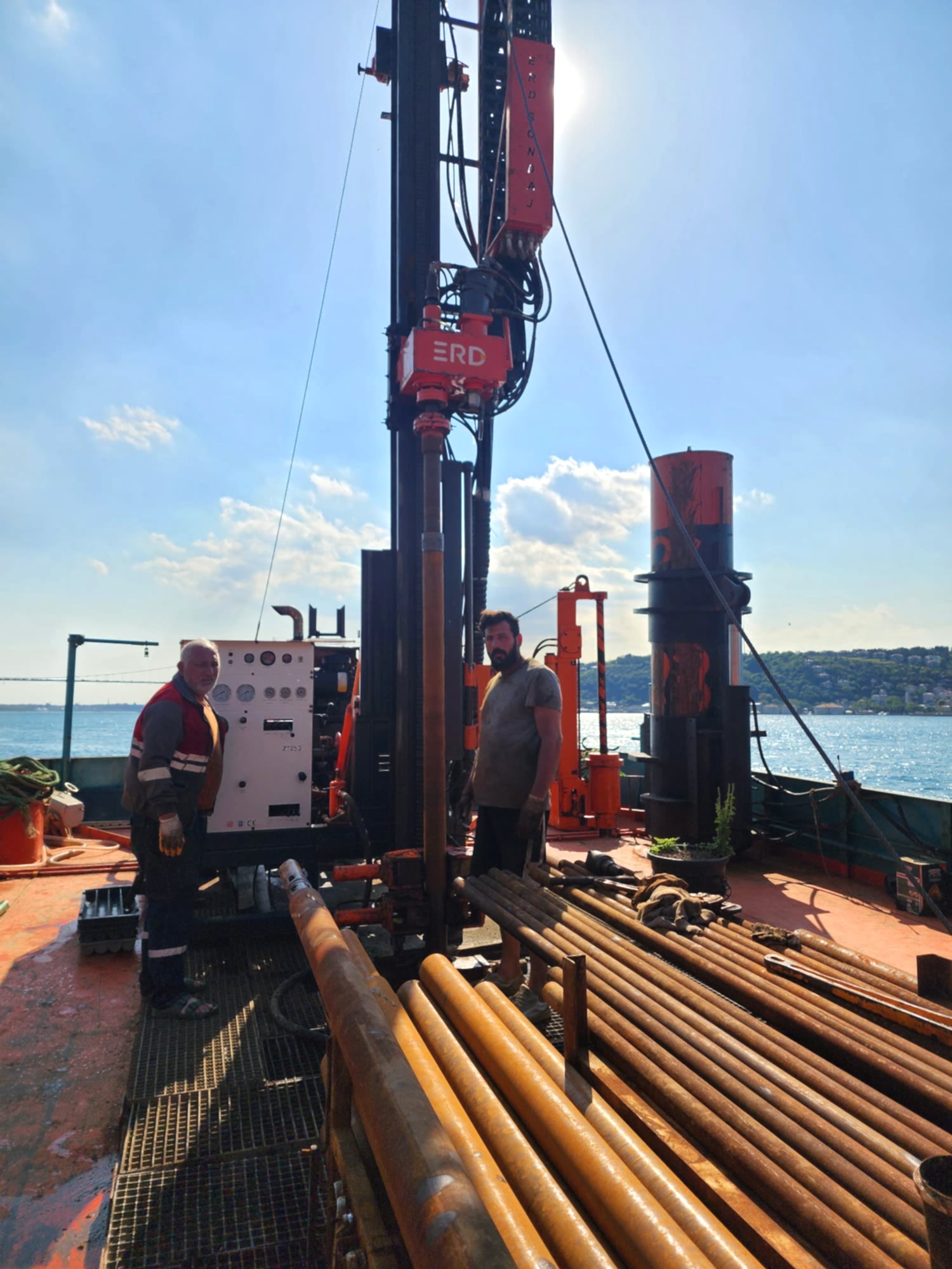 Denizin Altında 403 Metre 1